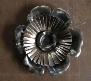 Close up of Atalier 1605 flower zero